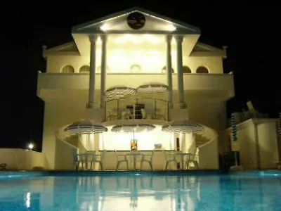 Mare 3* Айвалык